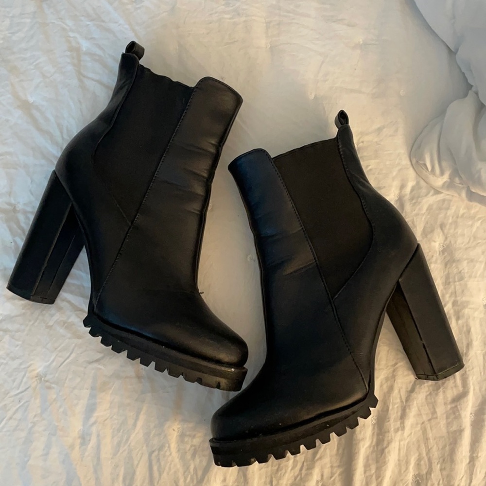 Nasty gal Combat boots
